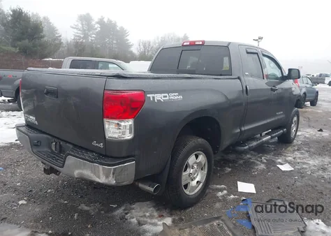 2013 Toyota Tundra Grade 5.7L V8 из США, поврежденный, VIN 5TFUY5F19DX315853
